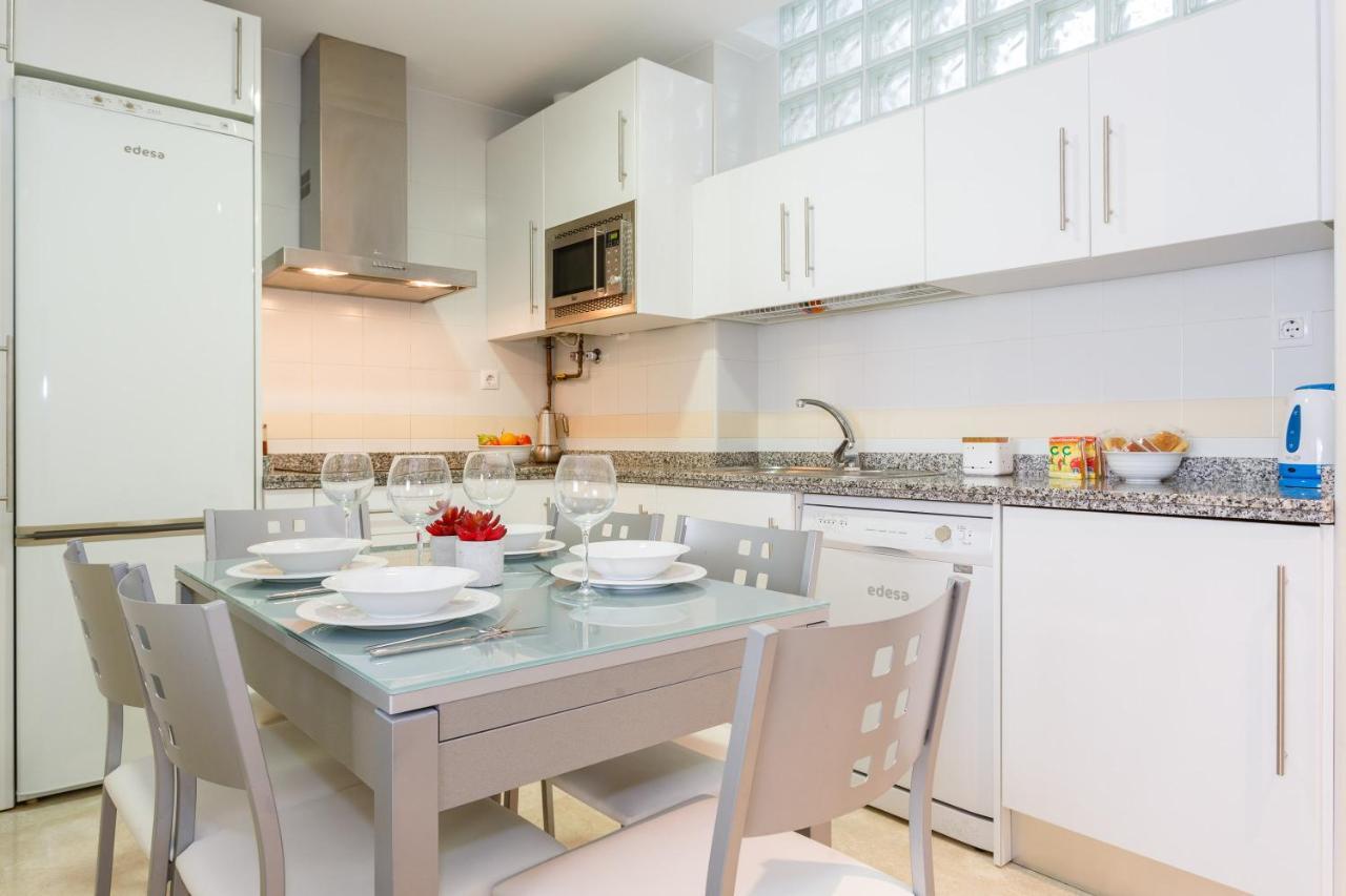 Apartamento Playa Cadiz By Isa Hoteles Buitenkant foto